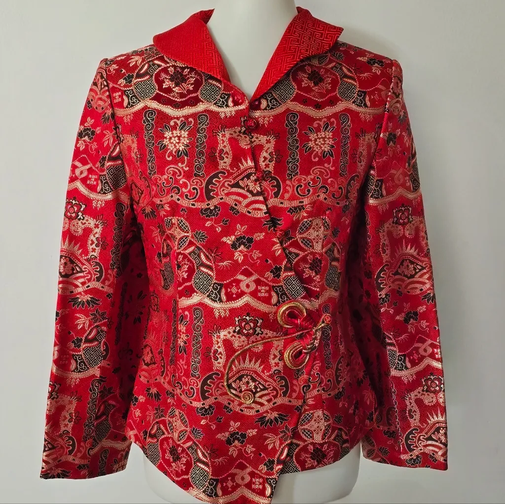 Hao Teng Red Brocade Tang Mulberry Silk Blazer – Size 165/88A (Size 6) - Image 2