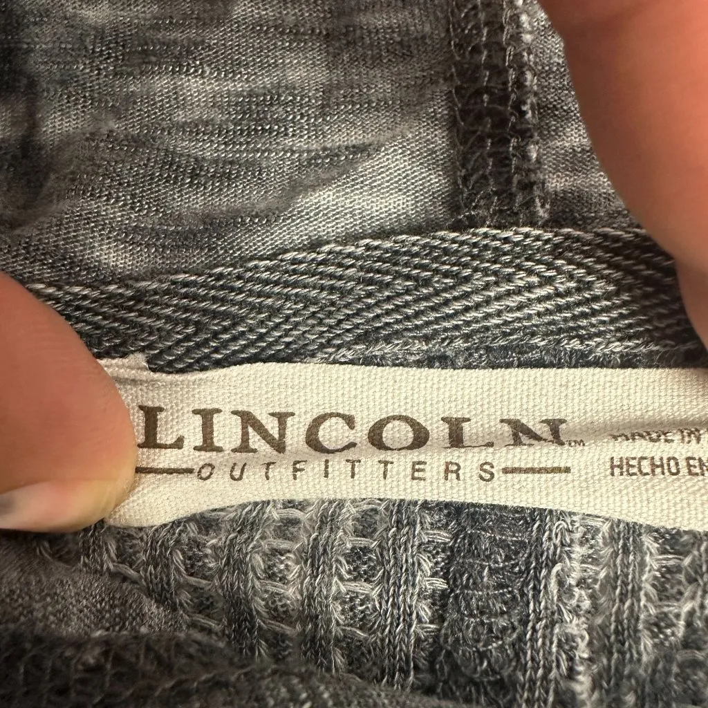 Lincoln Outfitters Gray Long Sleeve Waffle Knit Hoodie Size Medium - Image 3