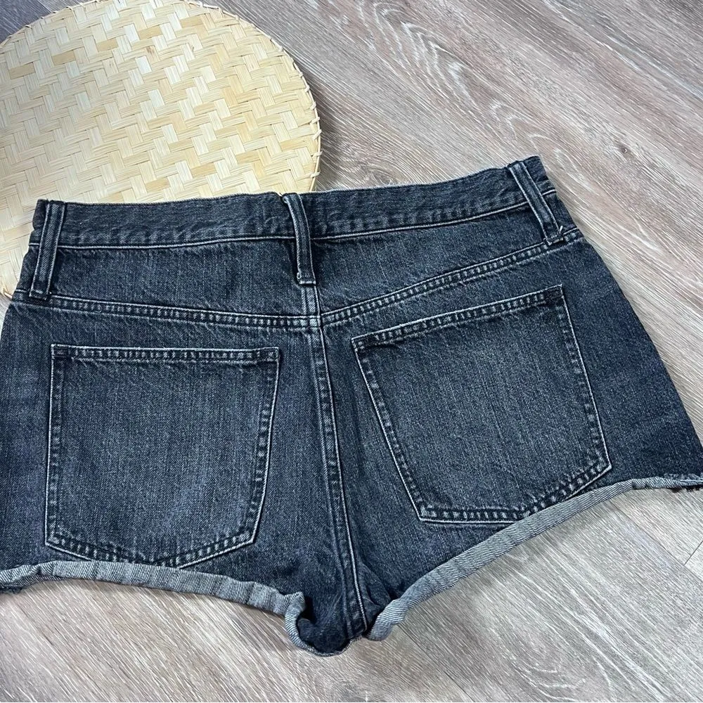 Madewell Relaxed Denim Shorts in Calverley‎ Wash women’s size 30 - Image 8