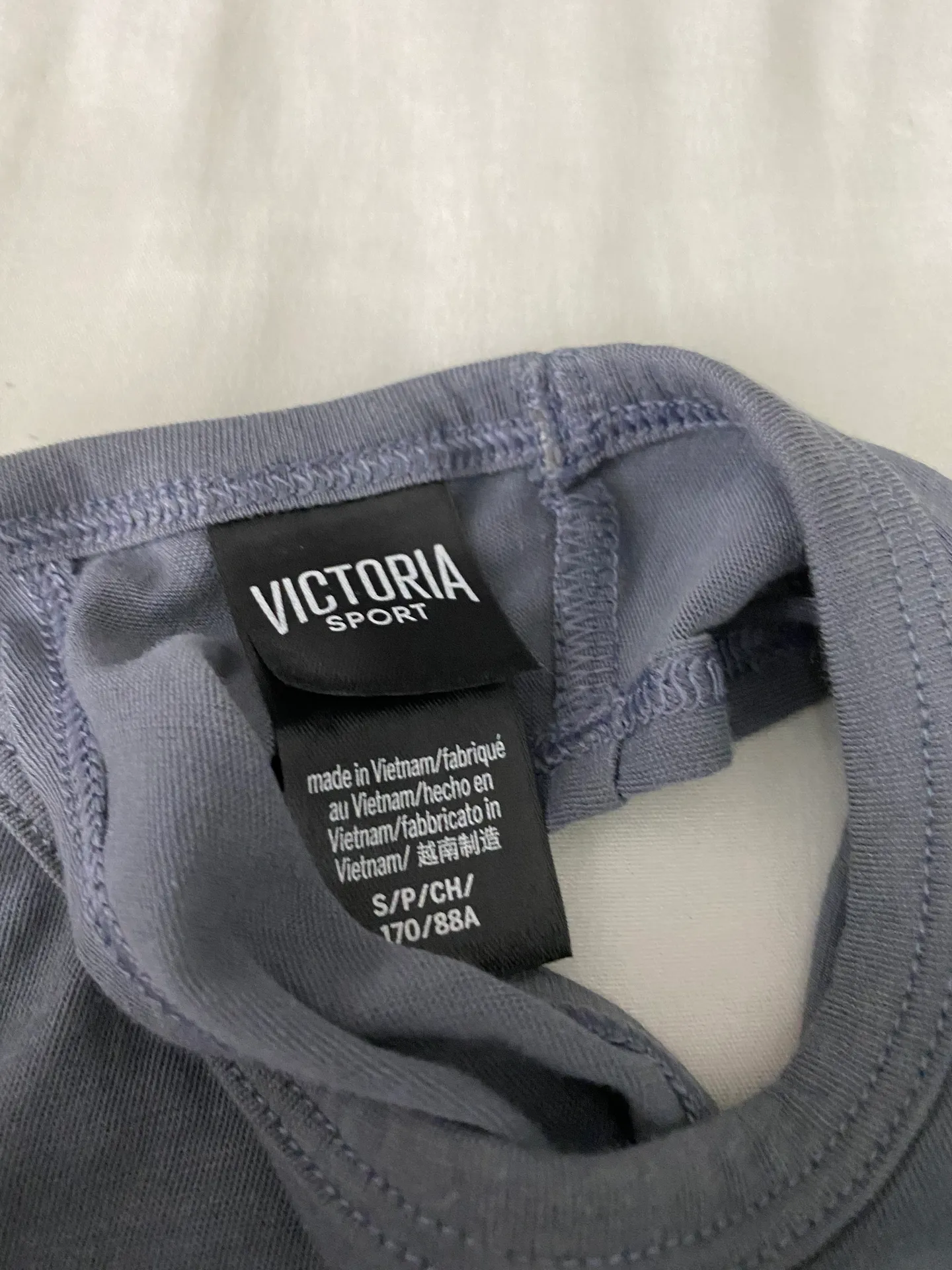 Victoria’s Secret Gray Sport Tank Top - Image 5