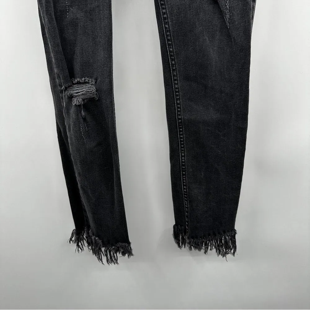 Free People Dark Gray Stone Wash Mid Rise Distressed Raw Hem Cropped Jeans Sz 27 - Image 60