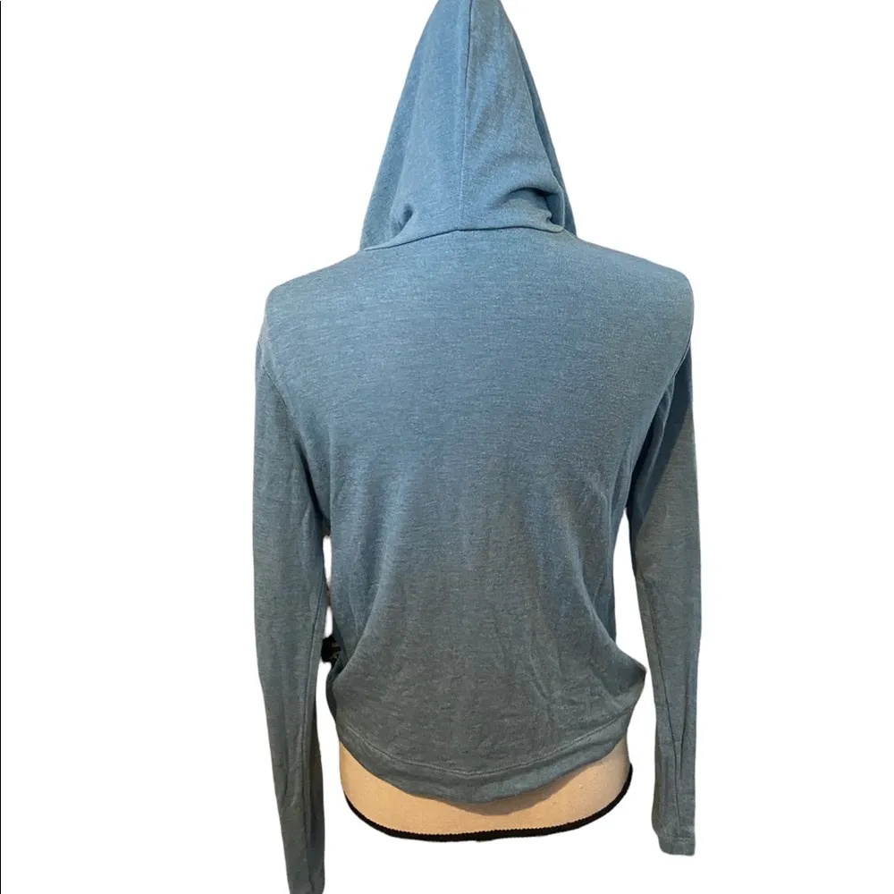 Drew Light Blue Hooded Twist Front Size XS Sweatshirt Lightweight & Cozy. - Image 3