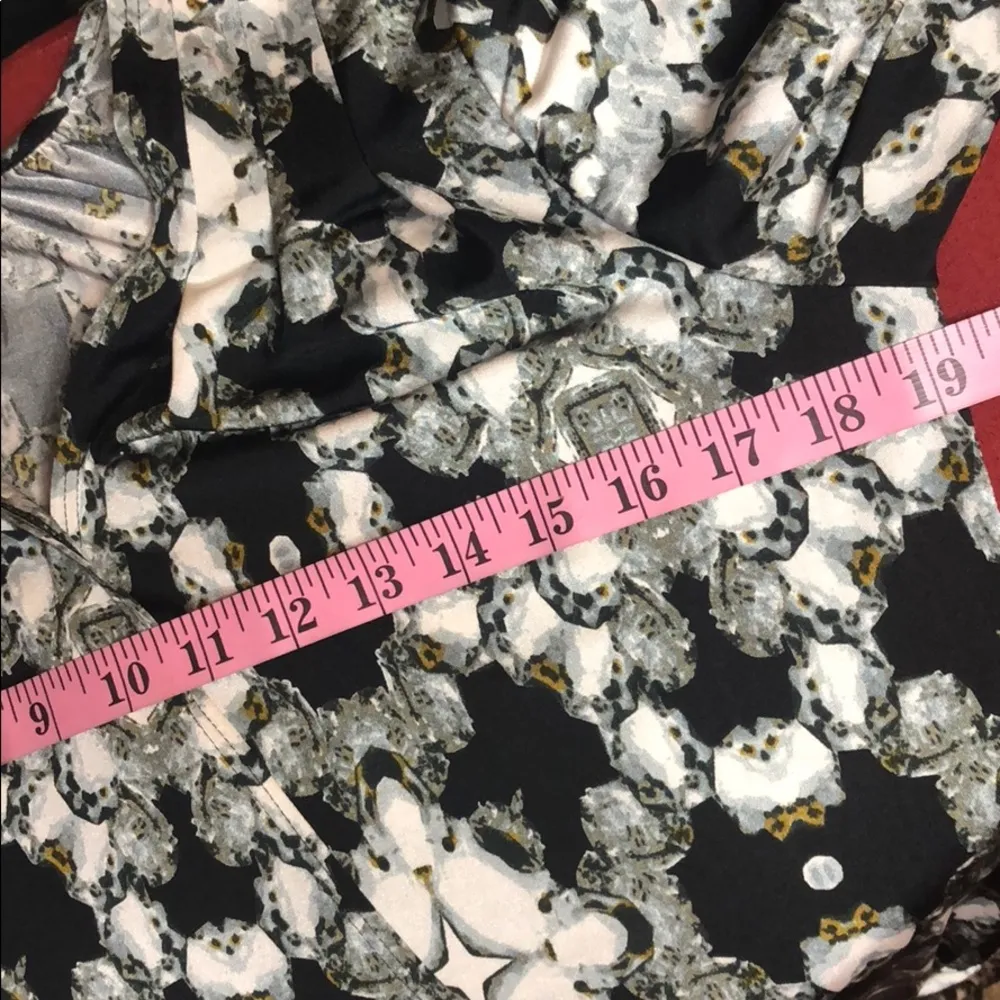 Cache Midi Dress - Image 7