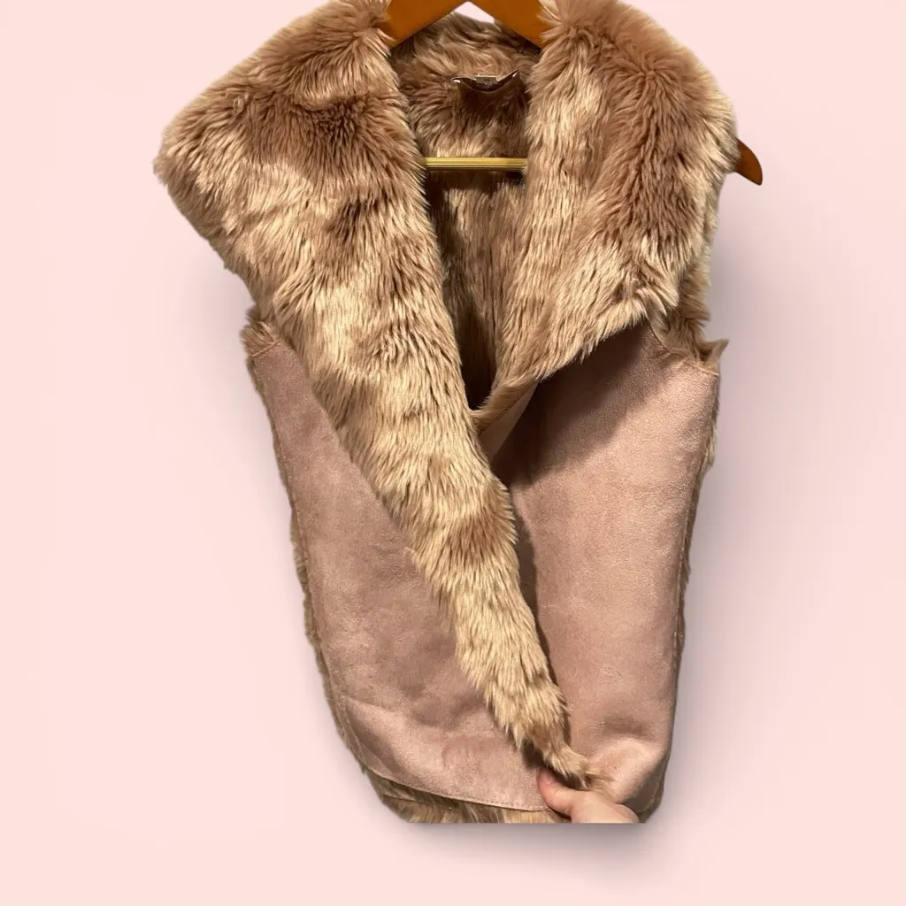 Cute pink blush faux suede fur fuzzy vest boho luxury open front Loft - Image 4