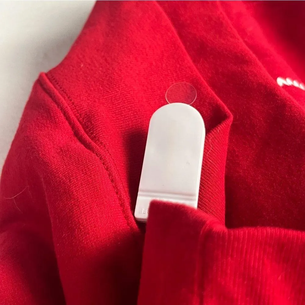 DISNEY Mickey Mouse Red Christmas Graphic Light Up Long Sleeves Sweater Large - Image 4