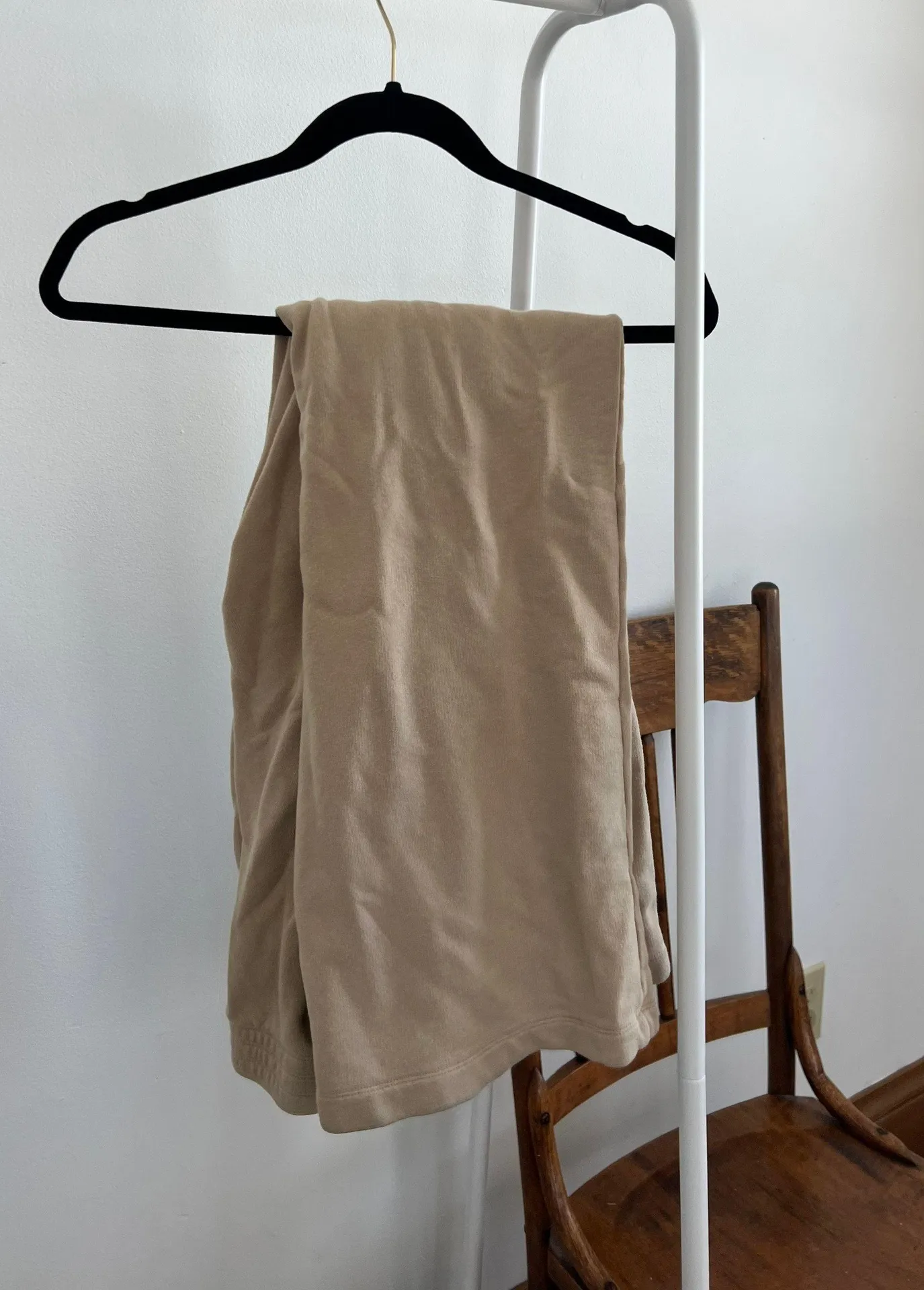 Aritzia Sweatpants - Image 2