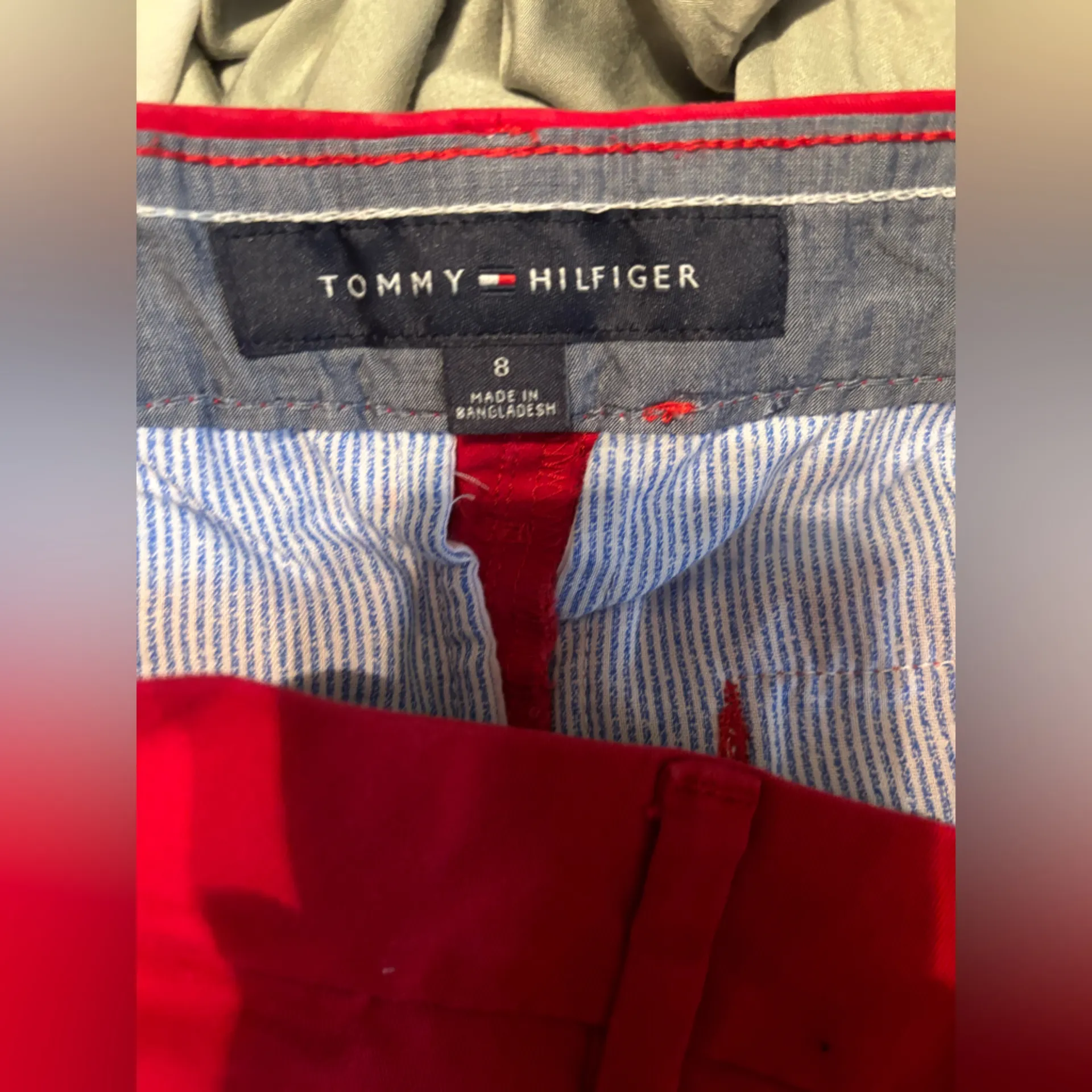Women’s red Tommy Hilfiger shorts. Size 8. - Image 3
