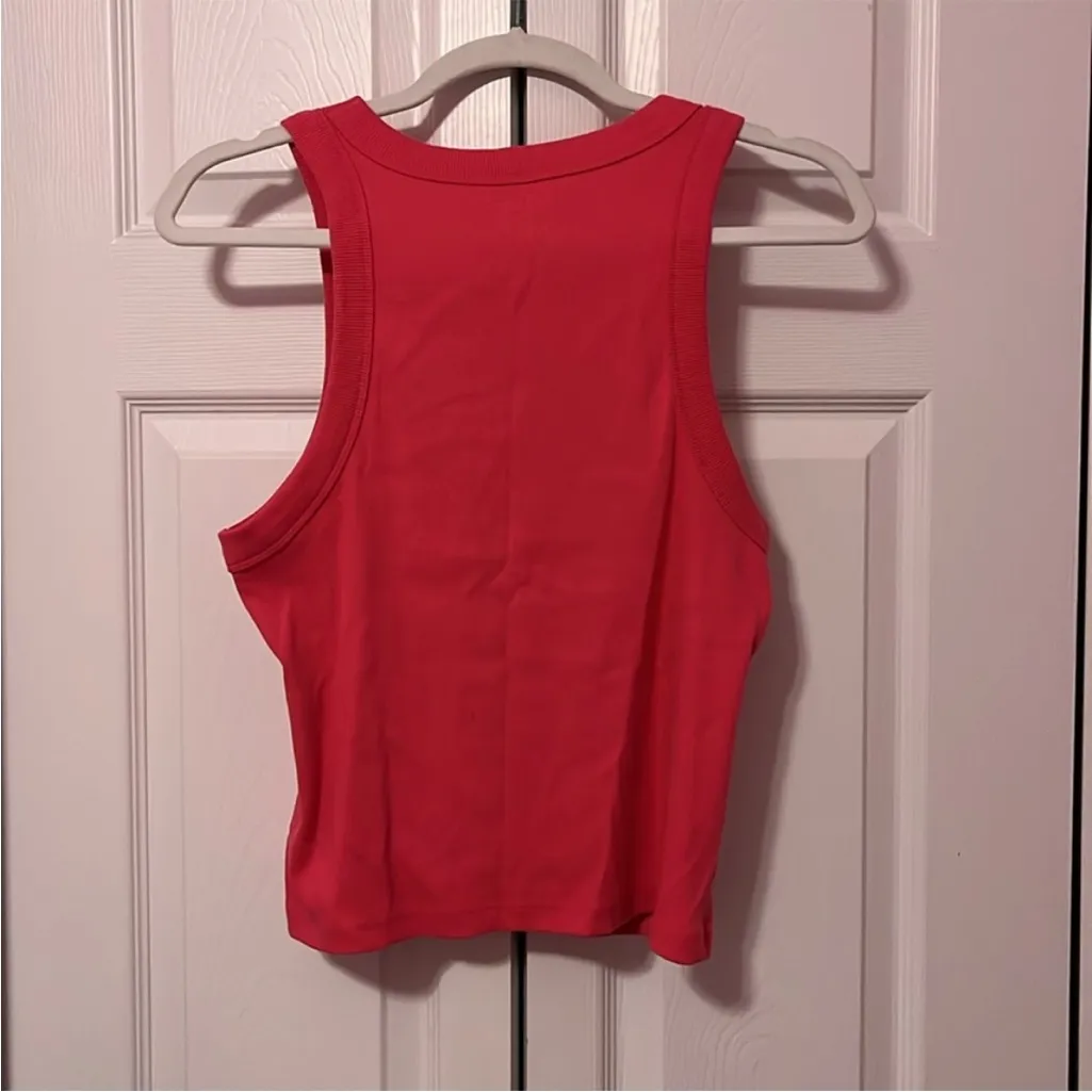 Old Navy Women's Bright Pink Tank Top - Image 3