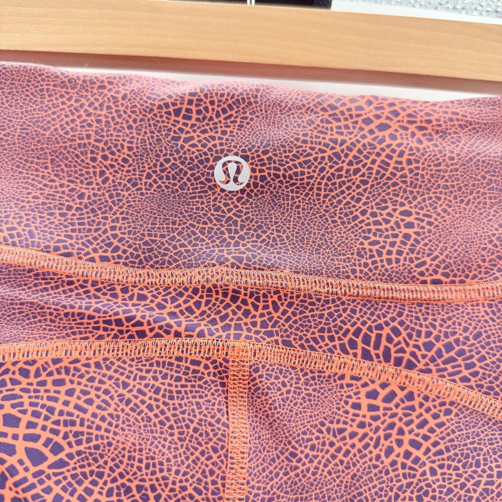 Lululemon Invigorate High-Rise Tight 25" Crackle Glaze Vintage Orange Larkspur 8 - Image 3