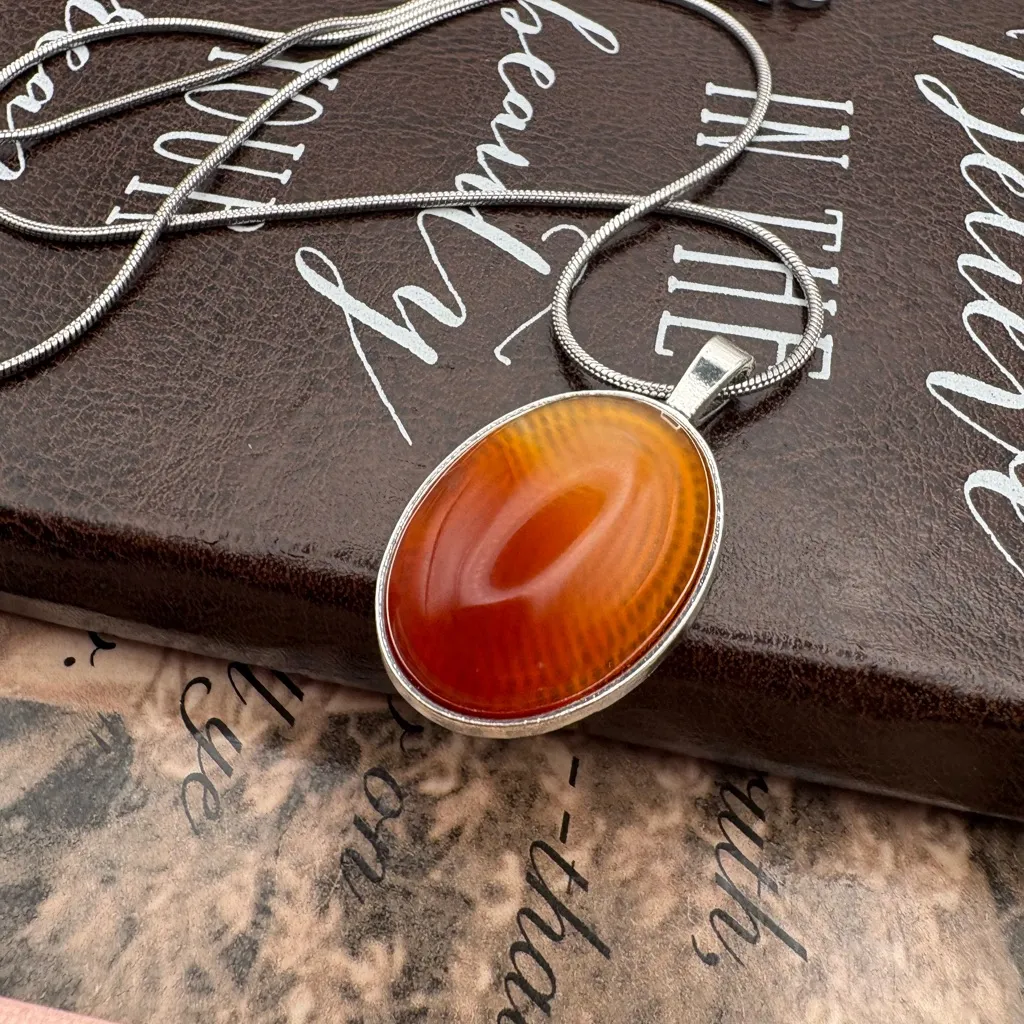Banded Agate Carnelian Tone Pendant Necklace 20” Stainless Steel - Image 5