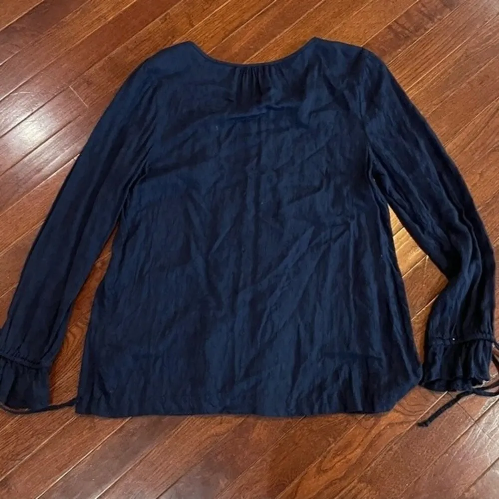 Long tie sleeve navy top with brass buttons size small - Image 4