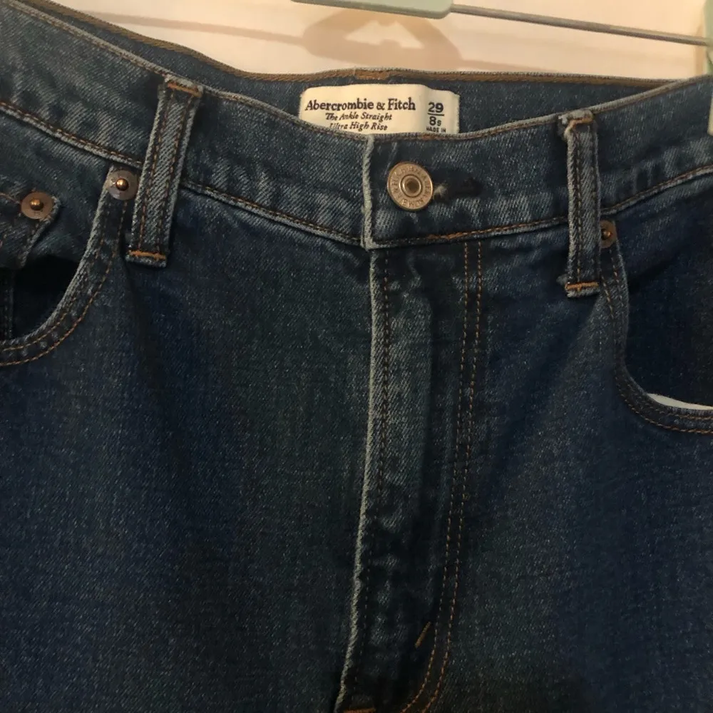 ABERCROMBIE & FITCH The Ankle Straight Ultra High Rise Size 29 - Image 7