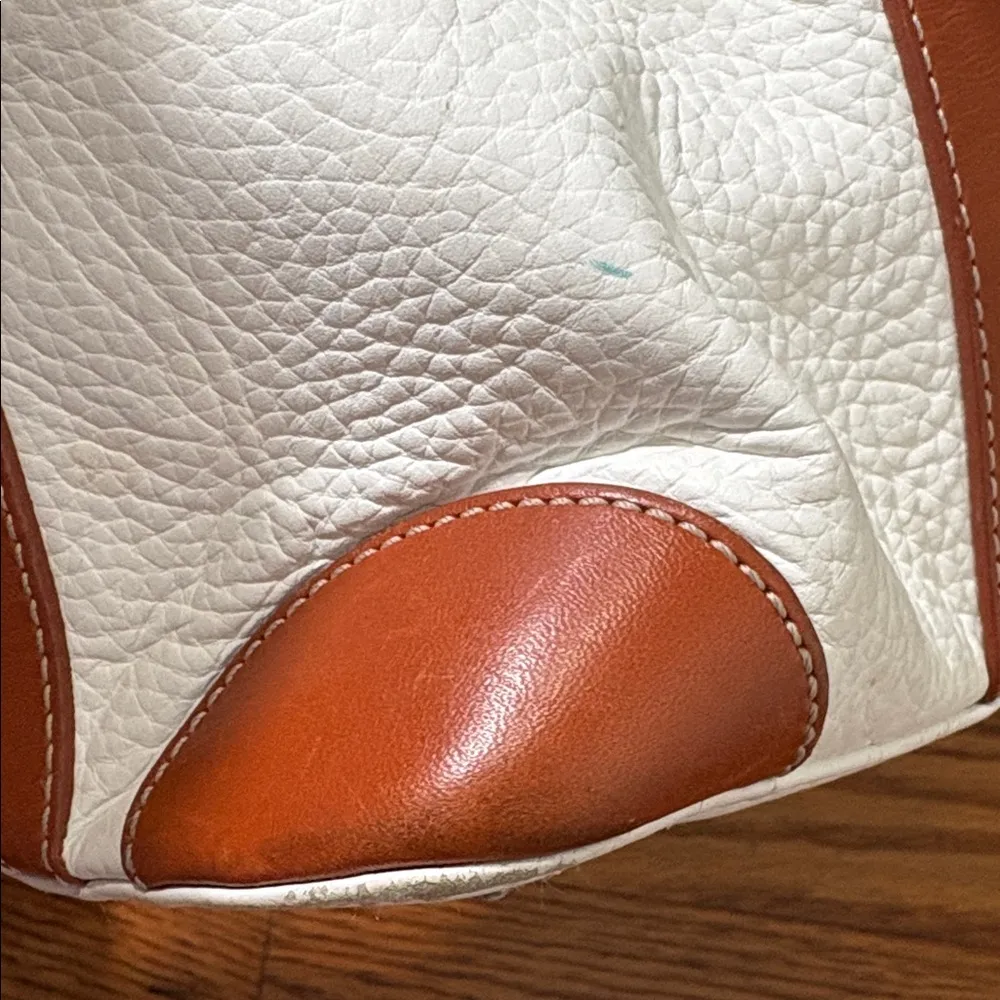 Dooney & Bourke Large Domed Satchel White Pebble Leather Y2K‎ vintage retro - Image 15
