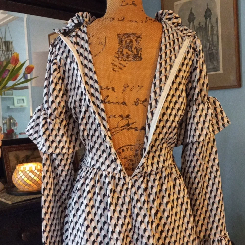 Missguided Long Sleeve Frill Dress in Multicolored Geometric Print - Image 10