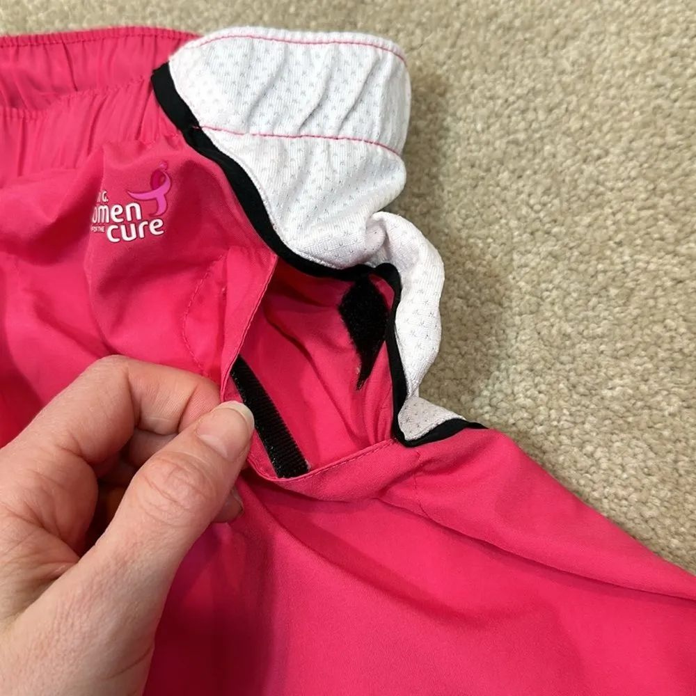 New Balance Women Running Breast Cancer Lined Women Shorts Size Medium - Image 4
