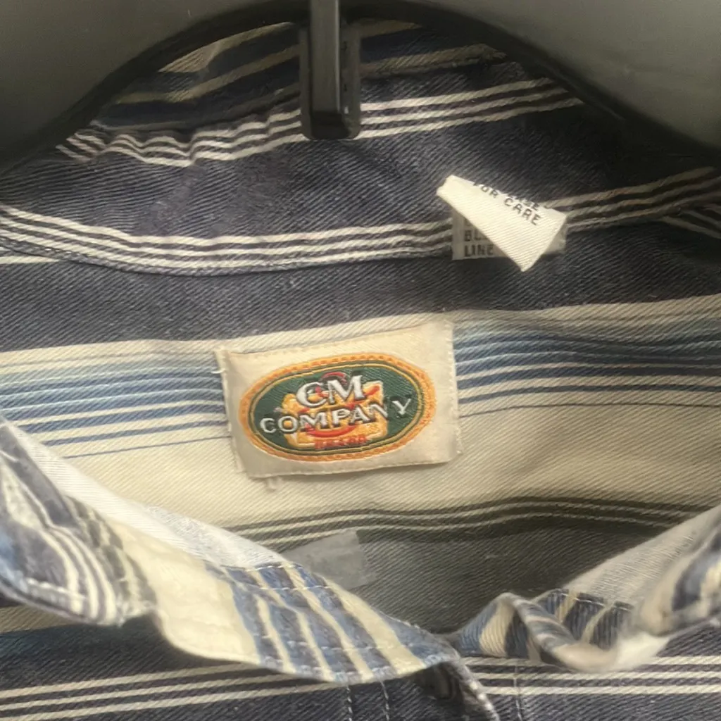 FINAL MARKDOWN Cm company blouse medium - Image 3