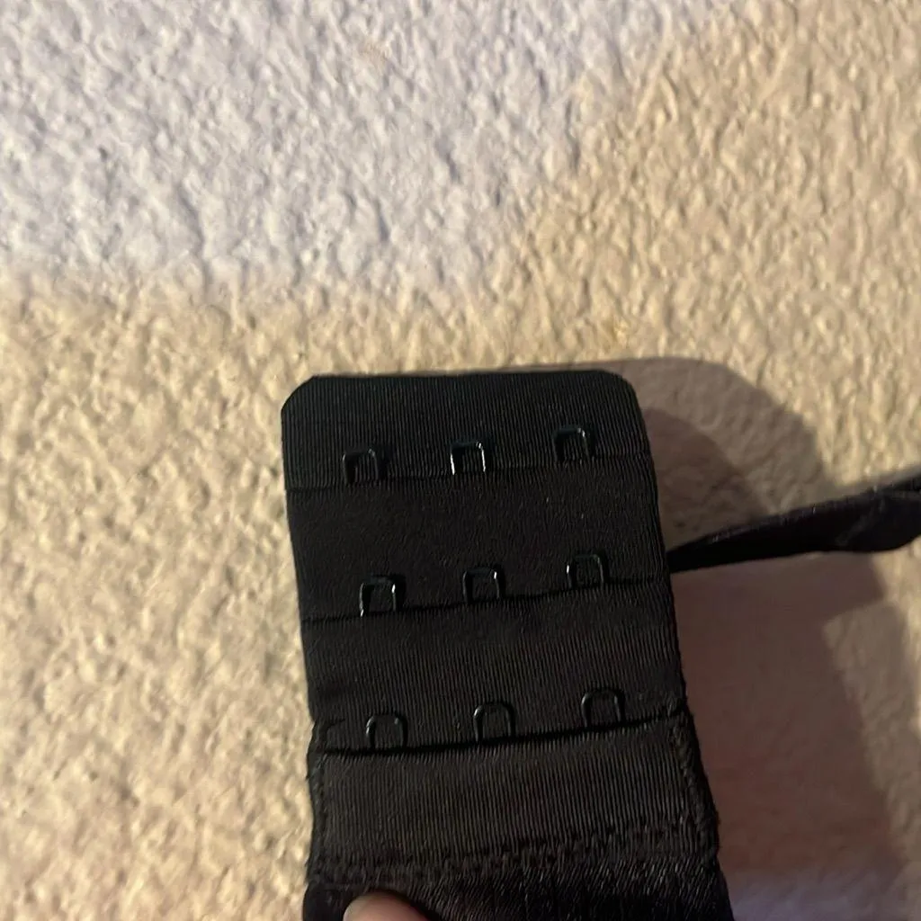 Lively Women’s Wire Free Bra Black Size 38DDD - Image 7