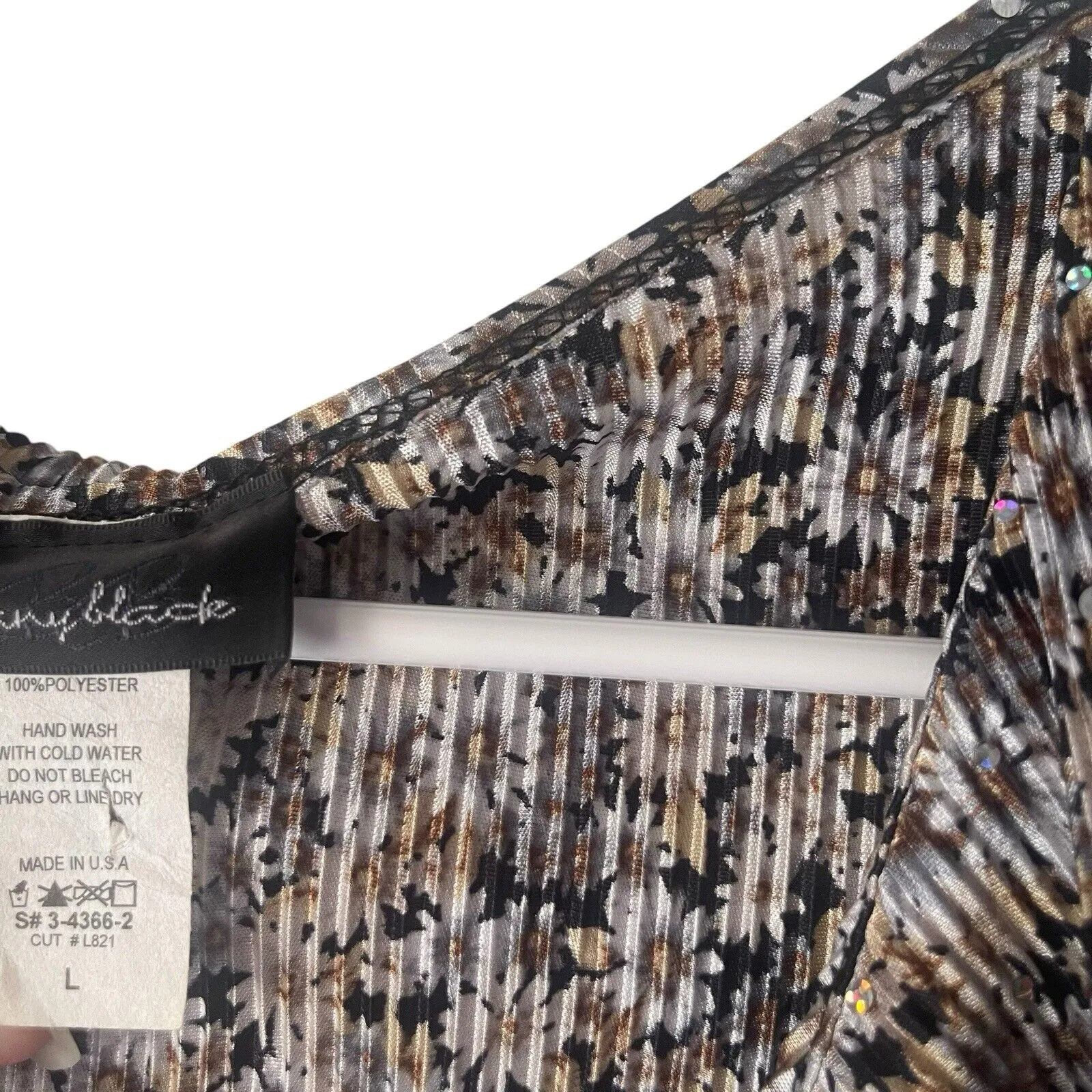 Brittney Black Y2k Women's Size Large Floral Daisy Sparkle Ruffle‎ Babydoll Top - Image 4