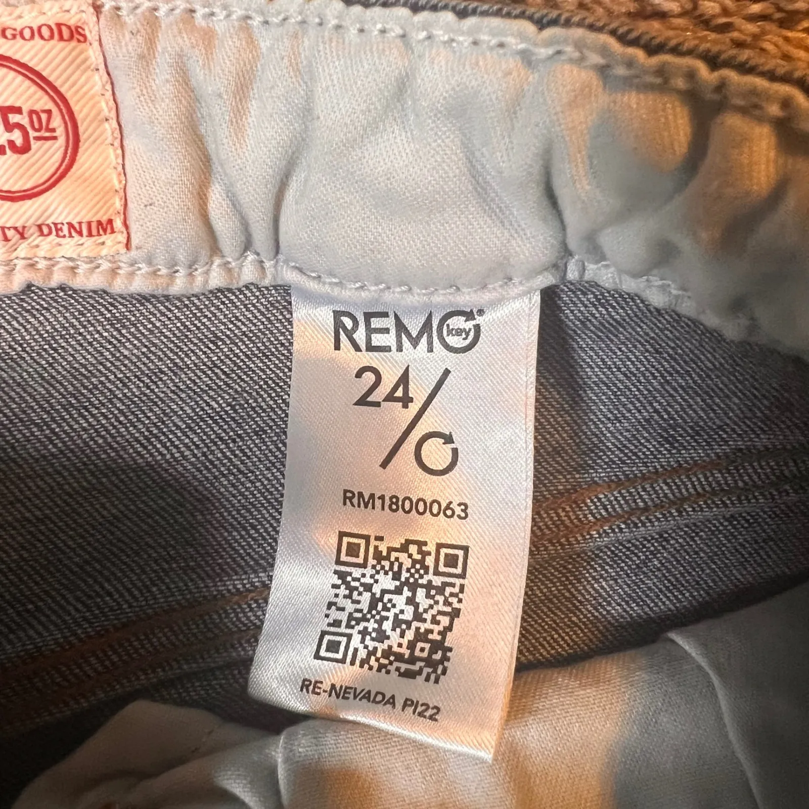 REMO key Distressed Boyfriend‎ Jeans W32 Blue Denim Rips Cuffed Casual Size 32 - Image 3