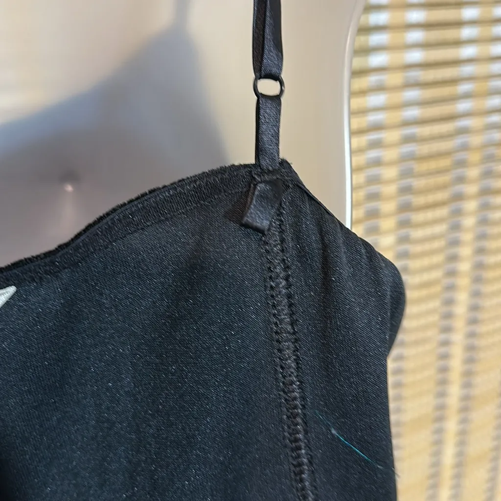 Victoria's Secret Vintage 1990s Y2K Black Velvet Cropped Cami Tank Top Medium - Image 15