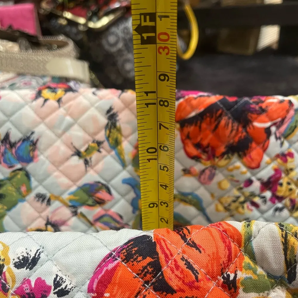 Floral Quilted Shoulder Bag. Large tote/duffle. - Image 5