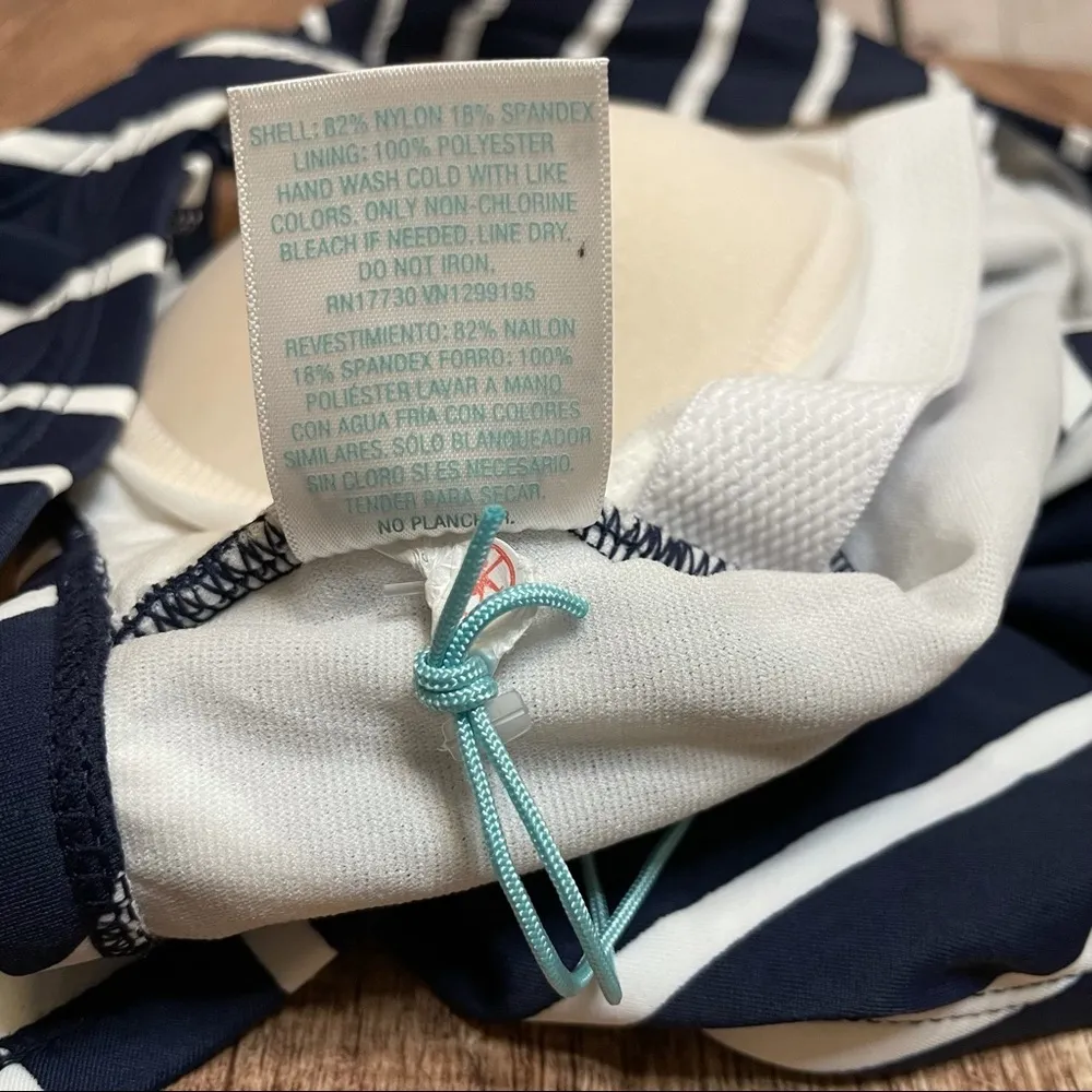 NWT Kona Sol Medium Coverage One Piece Swimsuit - Oxford Blue - Image 6