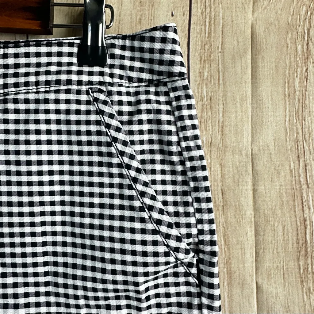 Gloria Vanderbilt Women's Black‎ and White Checkered Bermudas - Image 3