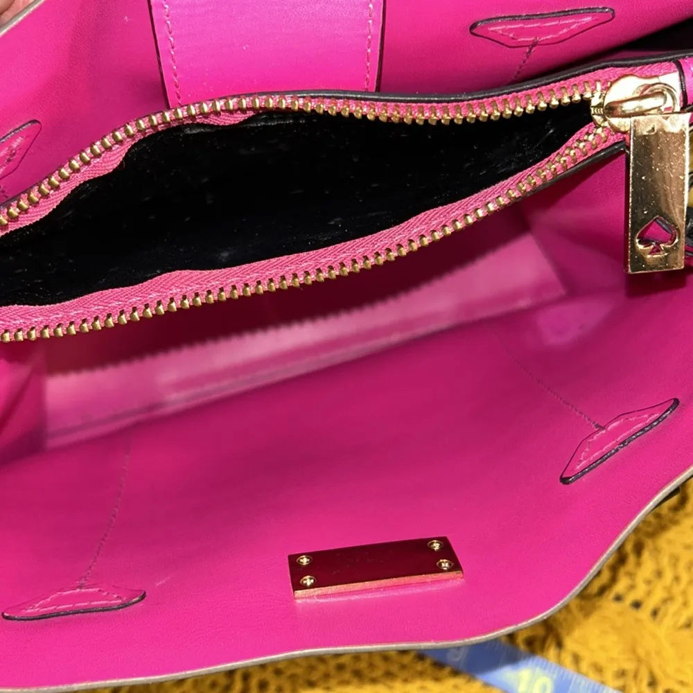 Small Black/Hot Pink Leather Tote - Image 11