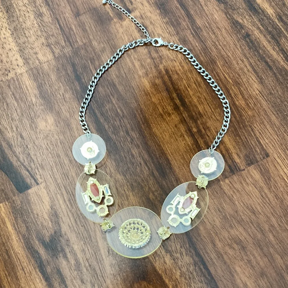 Francesca’s Pink Toned Chain Link Plastic Backed Statement Necklace Shiny EUC - Image 6