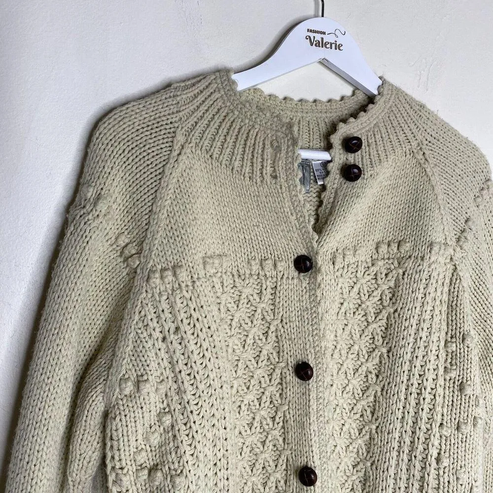 Ivy Vintage Chunky Acrylic Cardigan Brown Button Dot Pattern Size Small - Image 2