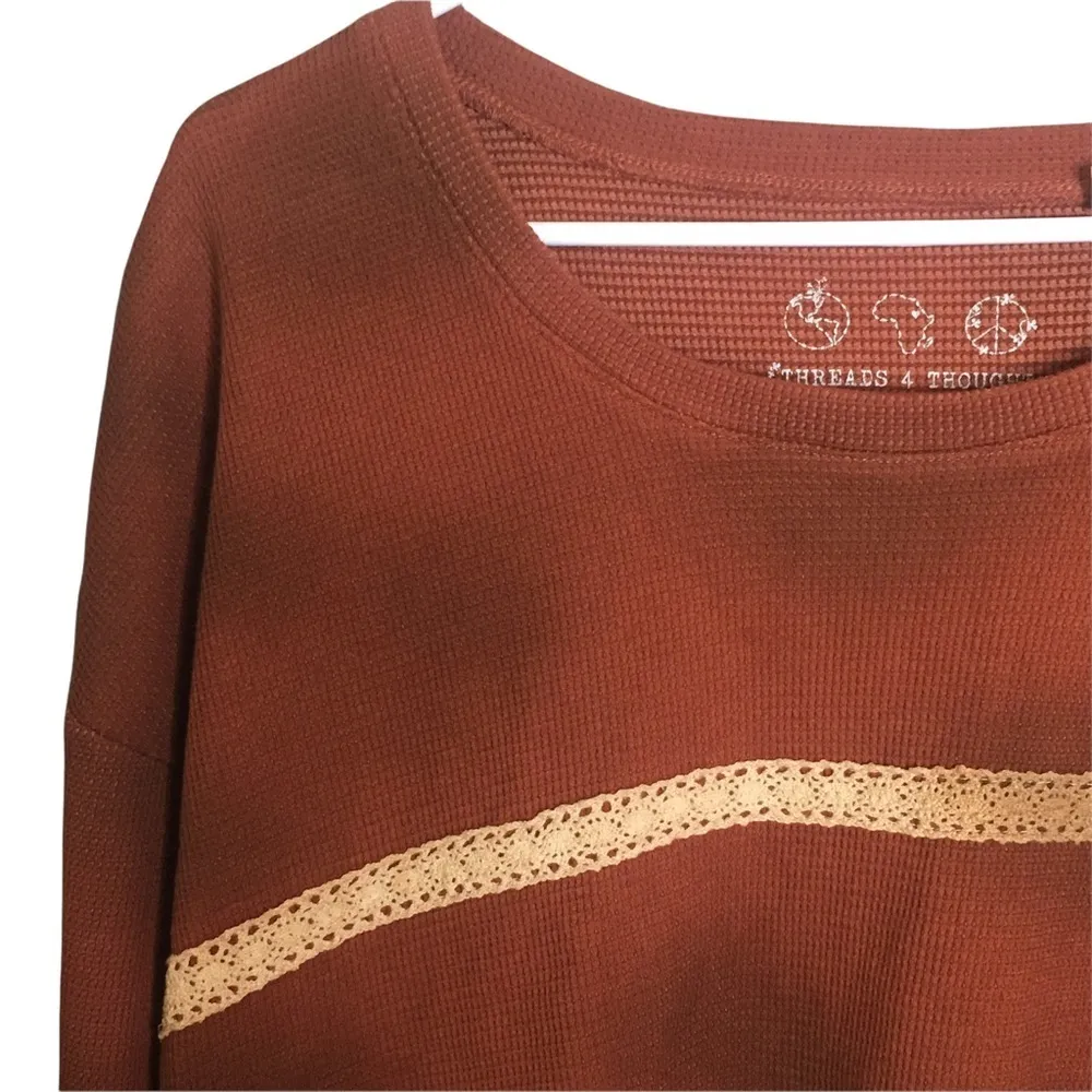 UO Out From Under rust waffle knit crop shirt lace detail small new - Image 3