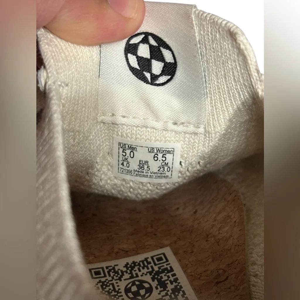 Vans UltraRange VR3 Cush Sneakers,Size 6.5,Made in Vietnam - Image 3