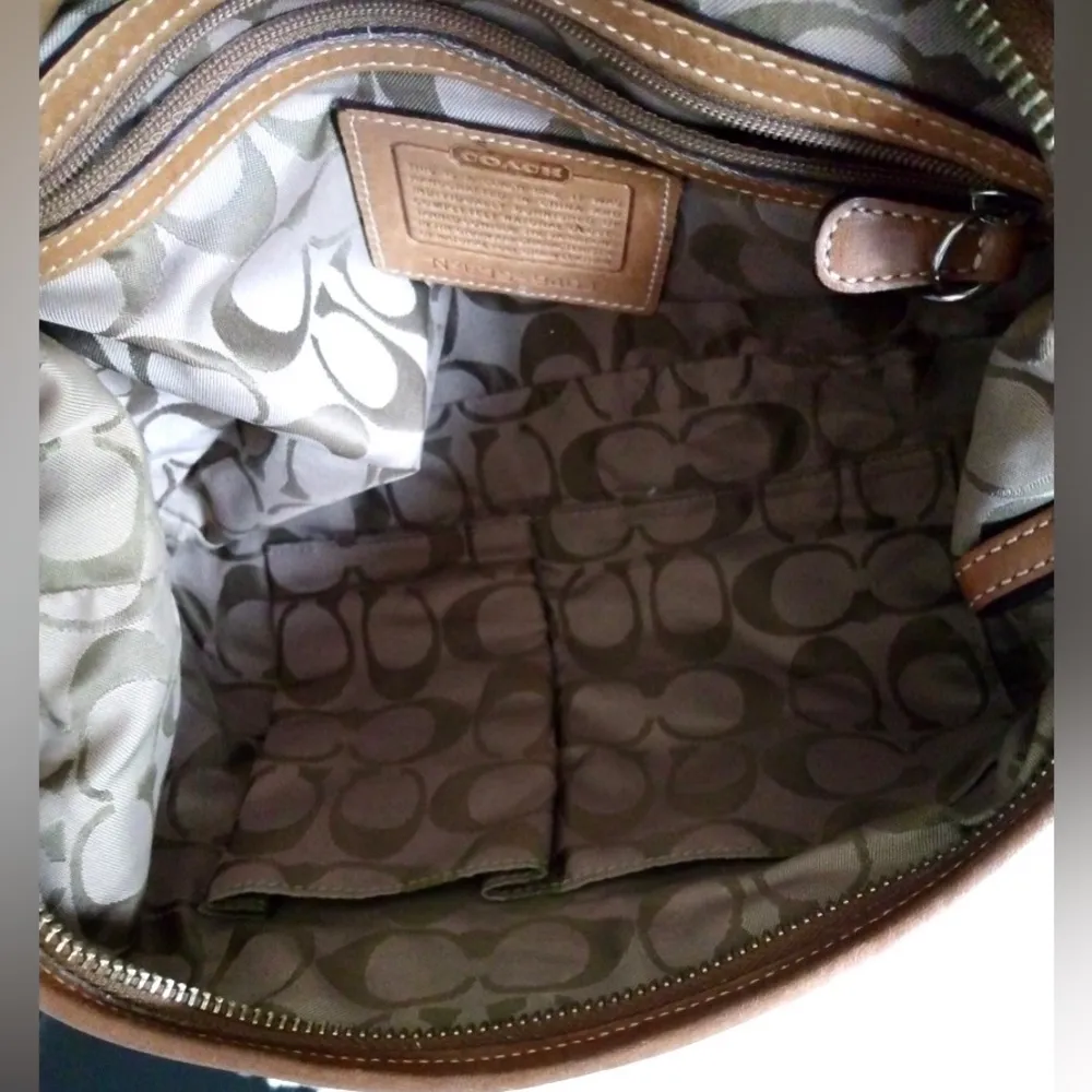 Coach Tan Leather Hobo Handbag In Vintage Classic Style Genuine Leather - Image 6