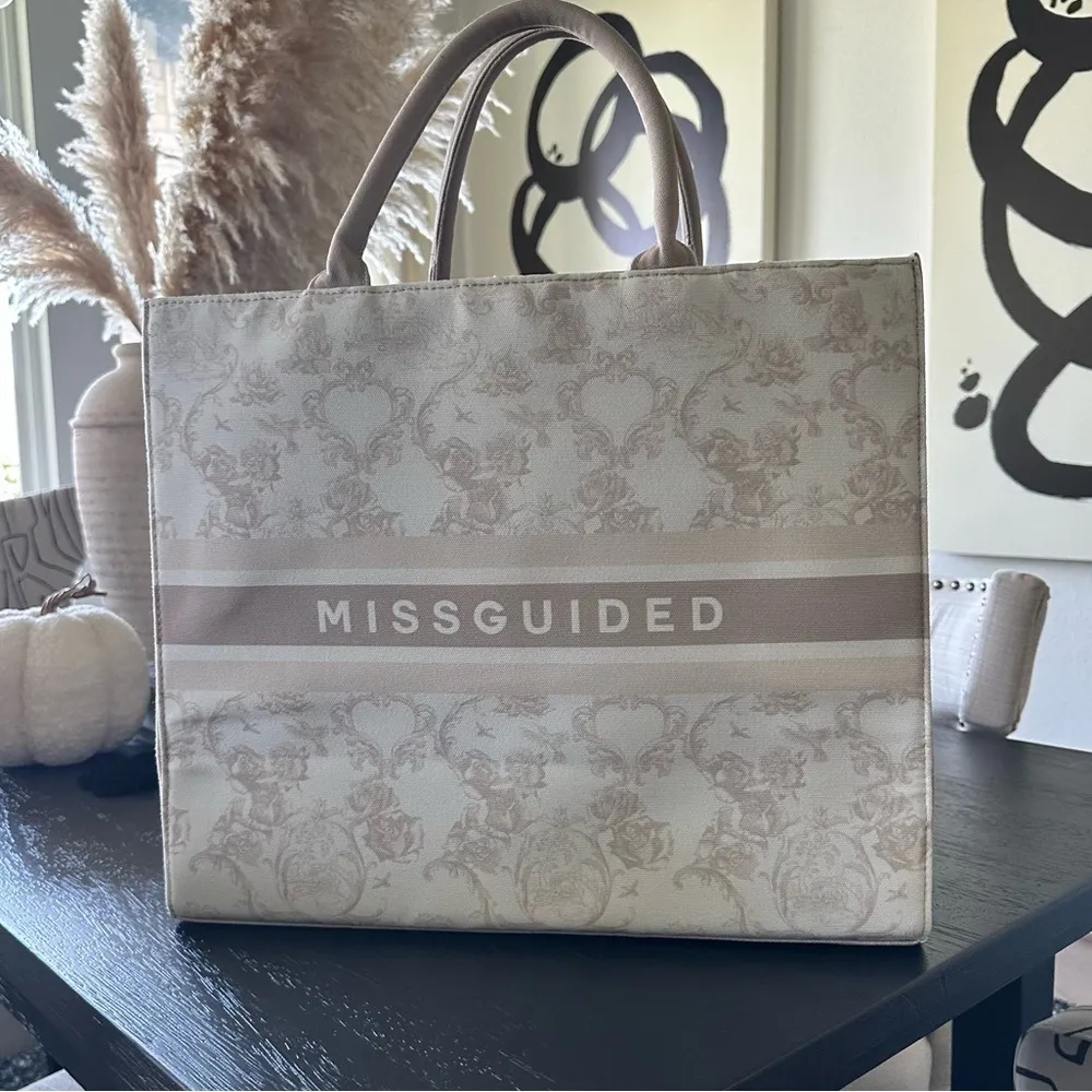 Missguided  beige logo oversized XL canvas structured tote bag purse laptop - Image 10