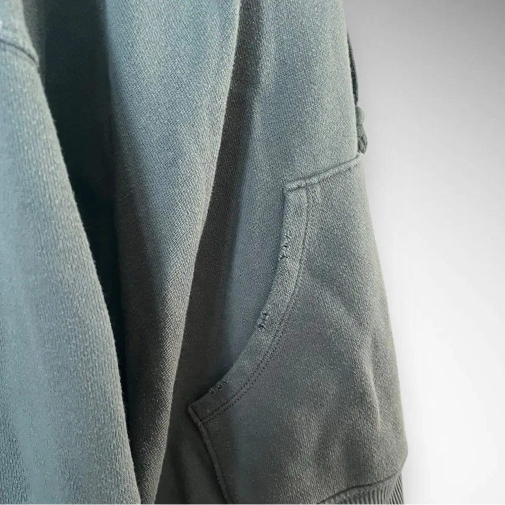 AERIE Women's Green Cropped Hooded Sweatshirt Medium‎ | GUC - Image 8