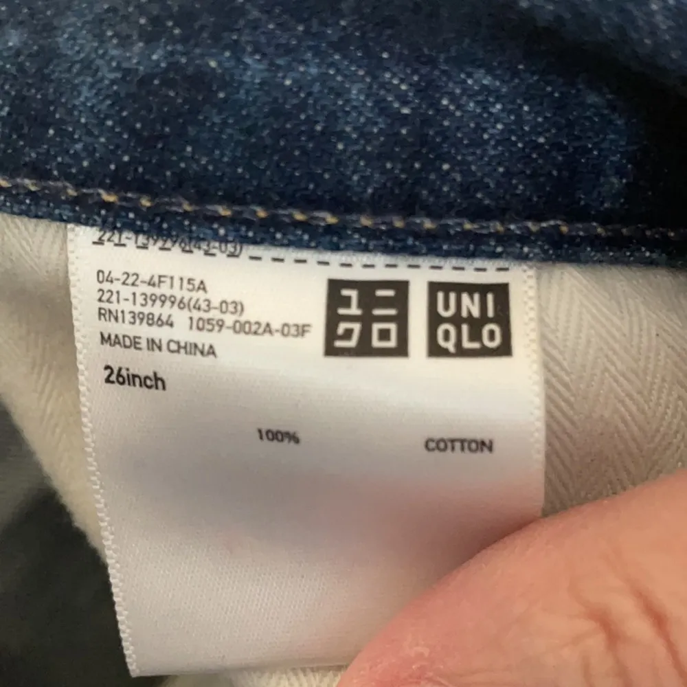 Uniqlo High Rise Denim Cutoff Shorts 26 - Image 3