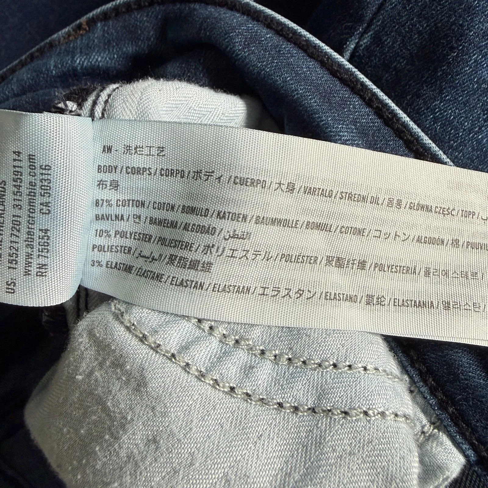 Abercrombie & Fitch Curve Love The Super Skinny High Rise Size 28 - Image 10