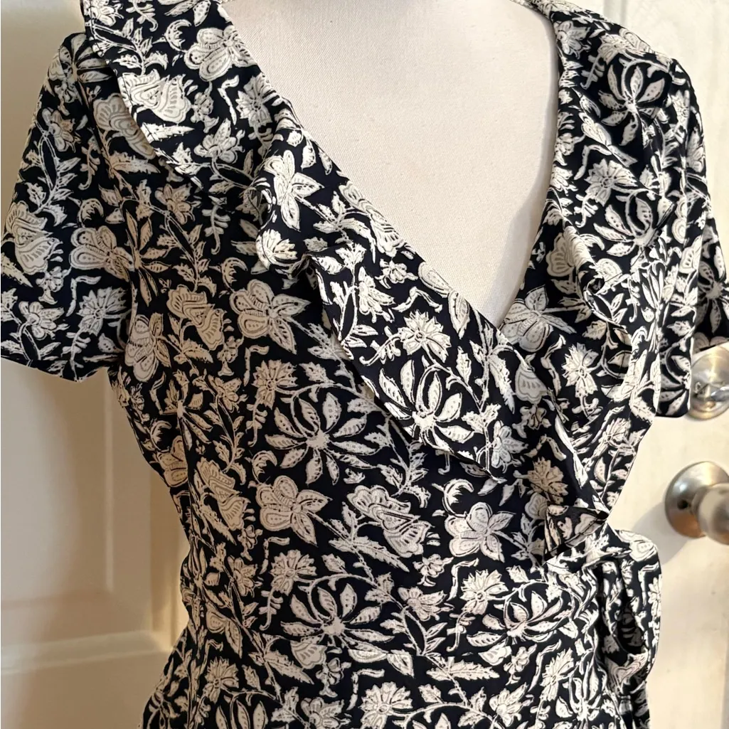 LOFT  Wrap Dress Petite Size S Floral Dark Navy Blue White With Ruffles NWT - Image 2