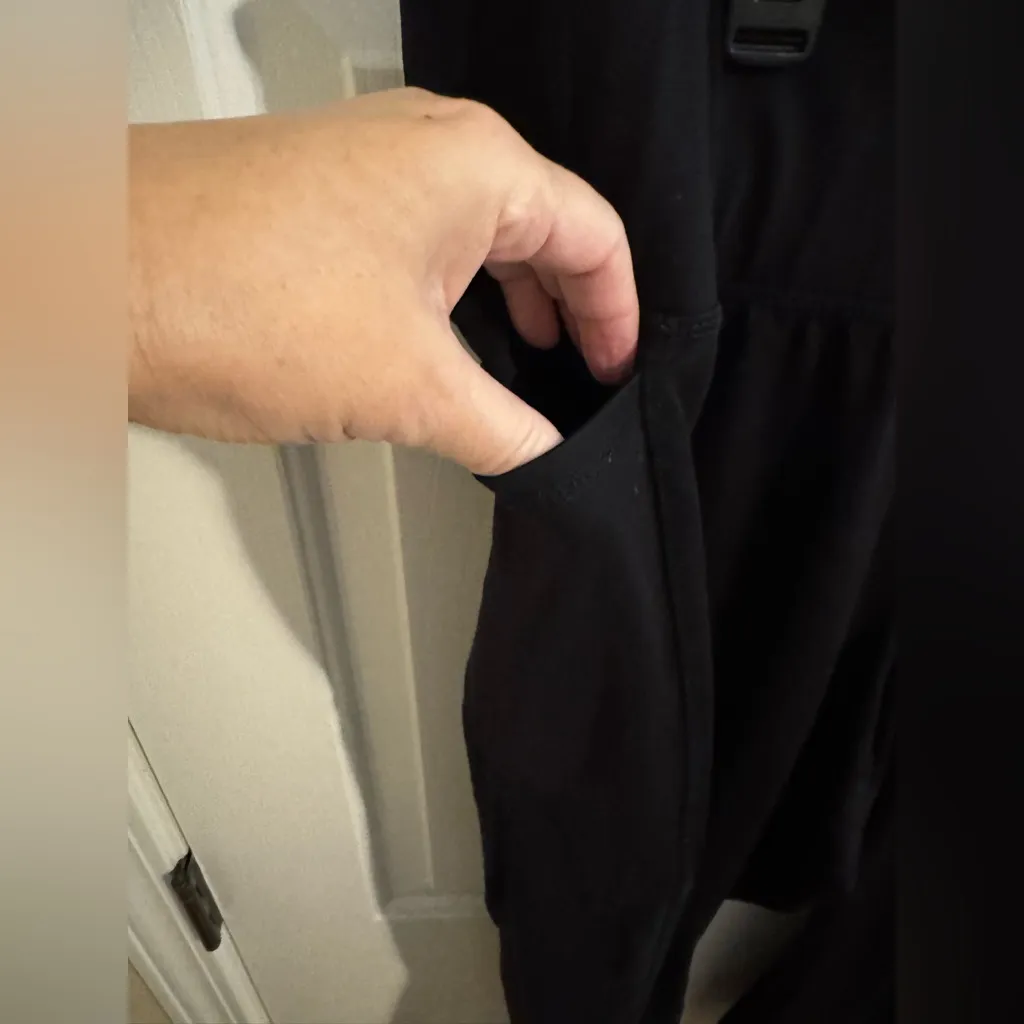 Livi Plus Lane Bryant High Rise Wicking Capri Legging Pockets Black 22/24 3X - Image 6