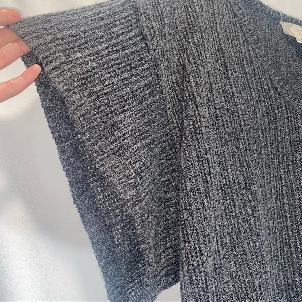 Oli & Hali Gray Blouse Women’s S/M Size M - Image 4