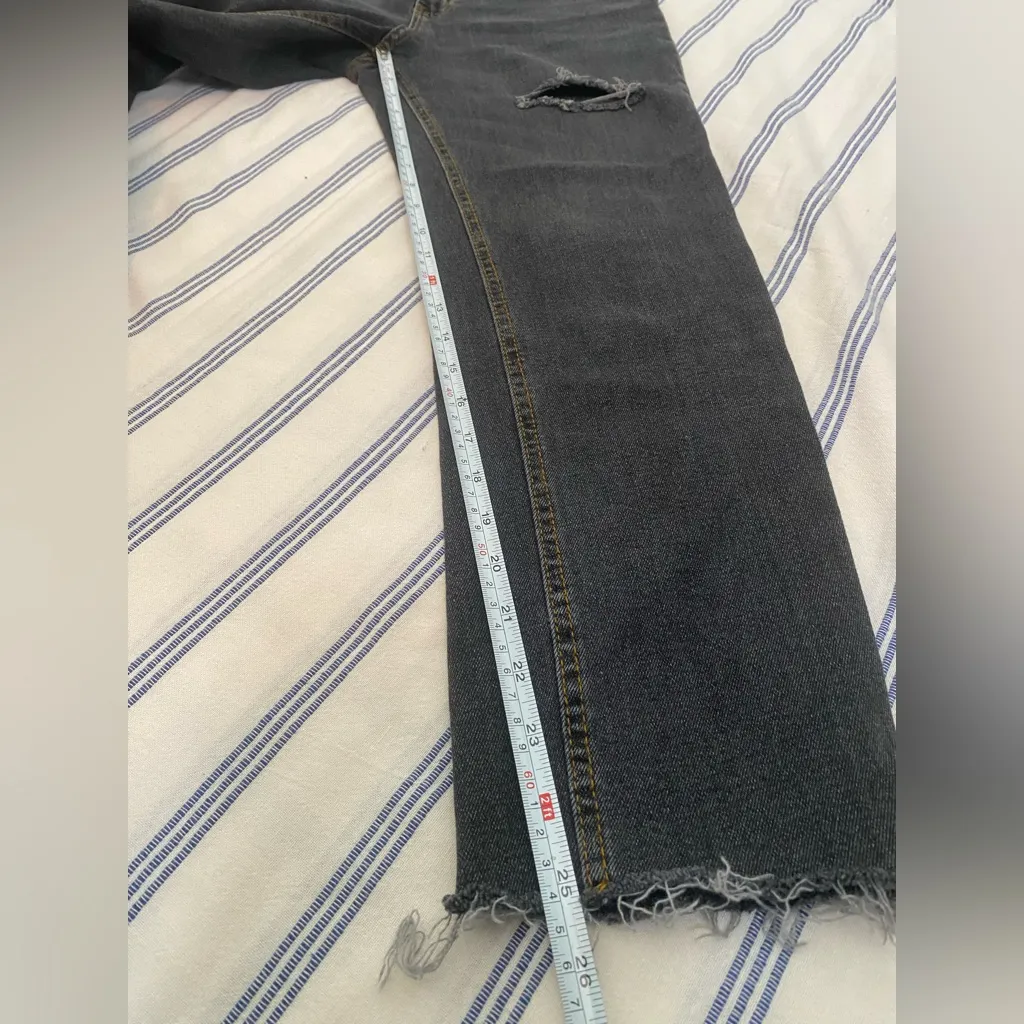 BDG Urban Outfitters Girlfriend High Rise Jeans Women's 29 Black Distressed - Image 6