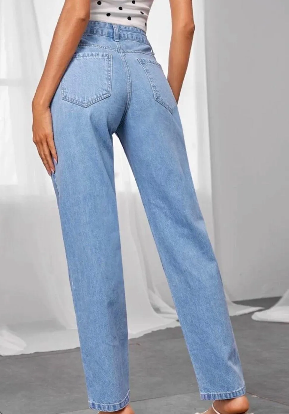 SheIn High Rise Mom Jeans - Image 2