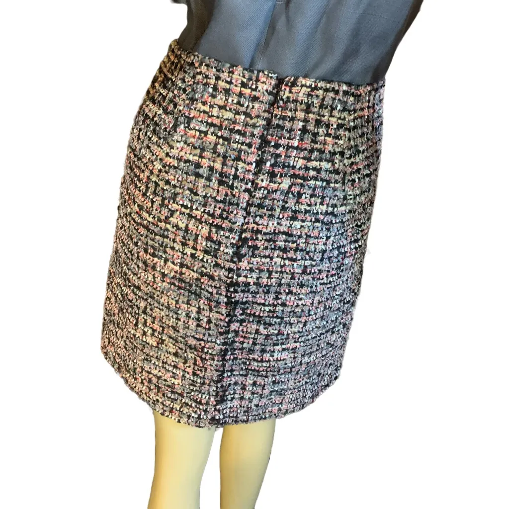 WHITE HOUSE BLACK MARKET PINK & GRAY EYELASH FRINGE TWEED SKIRT (8) - Image 4