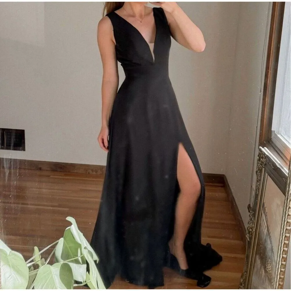 New Zoey Grey Black Sleeveless Plunge Neck Gown Size 6 - Image 3