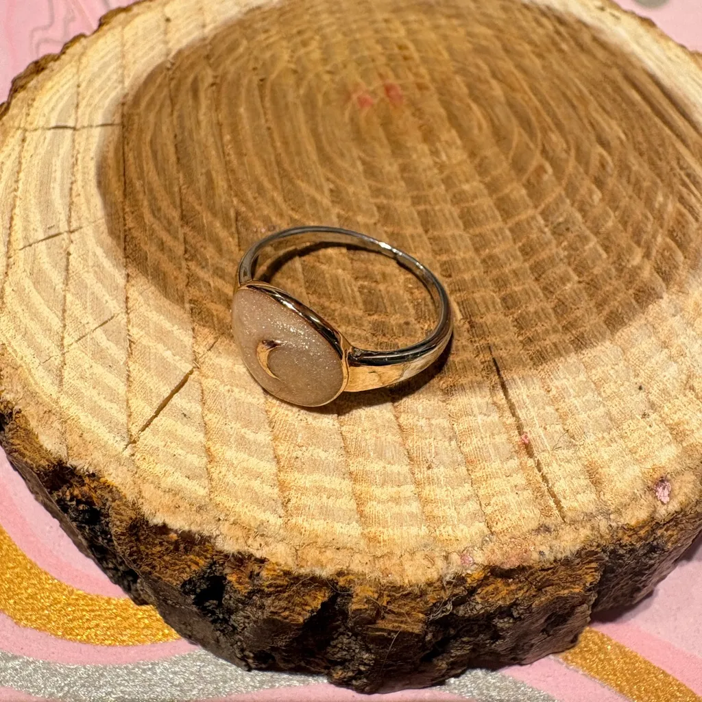 Sparkly crescent moon ring - Image 5