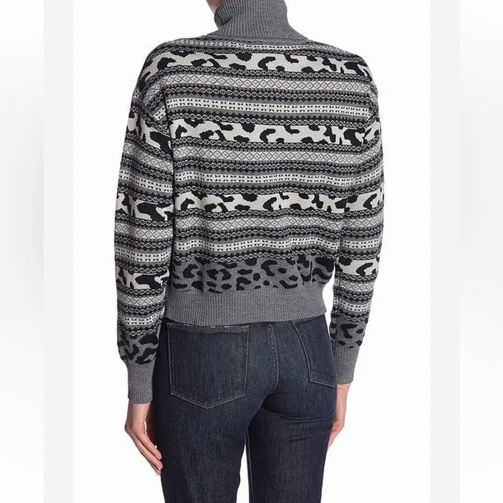 John + Jenn Size S Fair Isle Leopard Print Turtleneck Sweater Cropped Knit Gray - Image 7