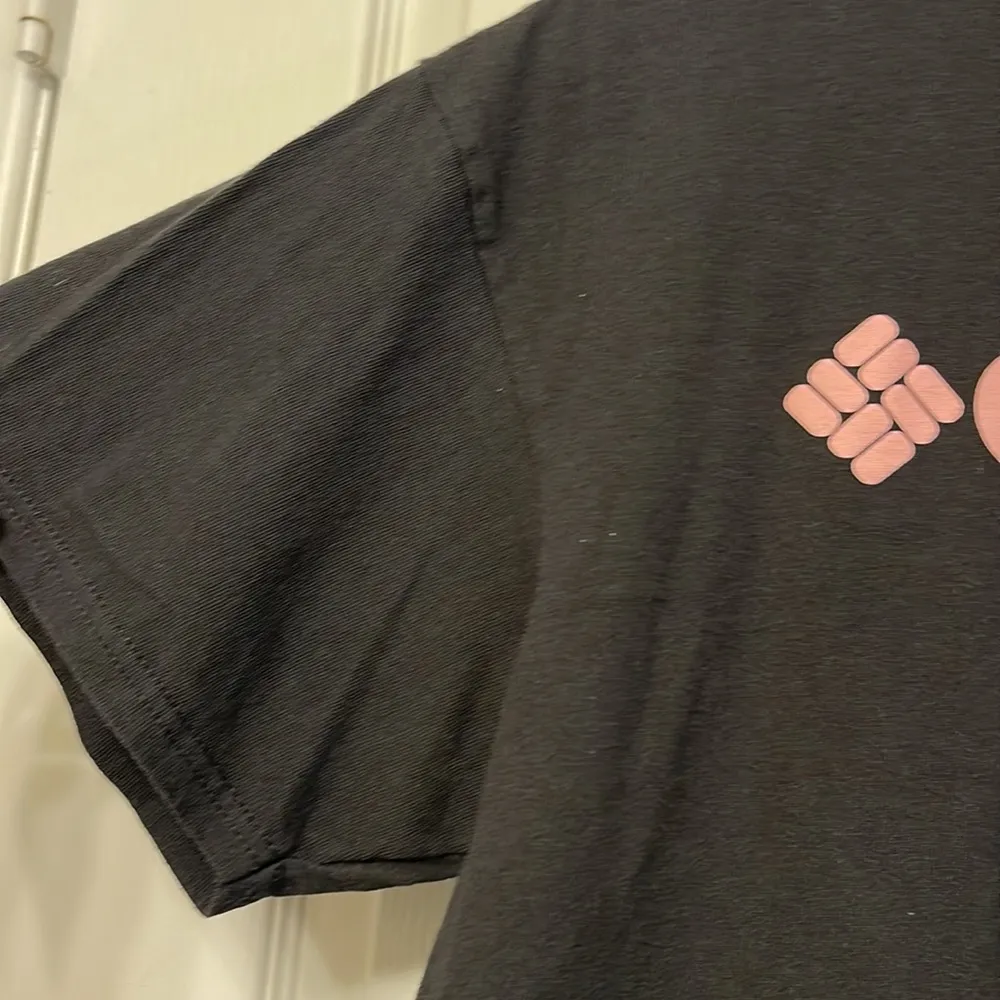 Women's Columbia Trek SS Iconic Graphic Boyfriend Shirt Size Large GUC #4727 - Image 4