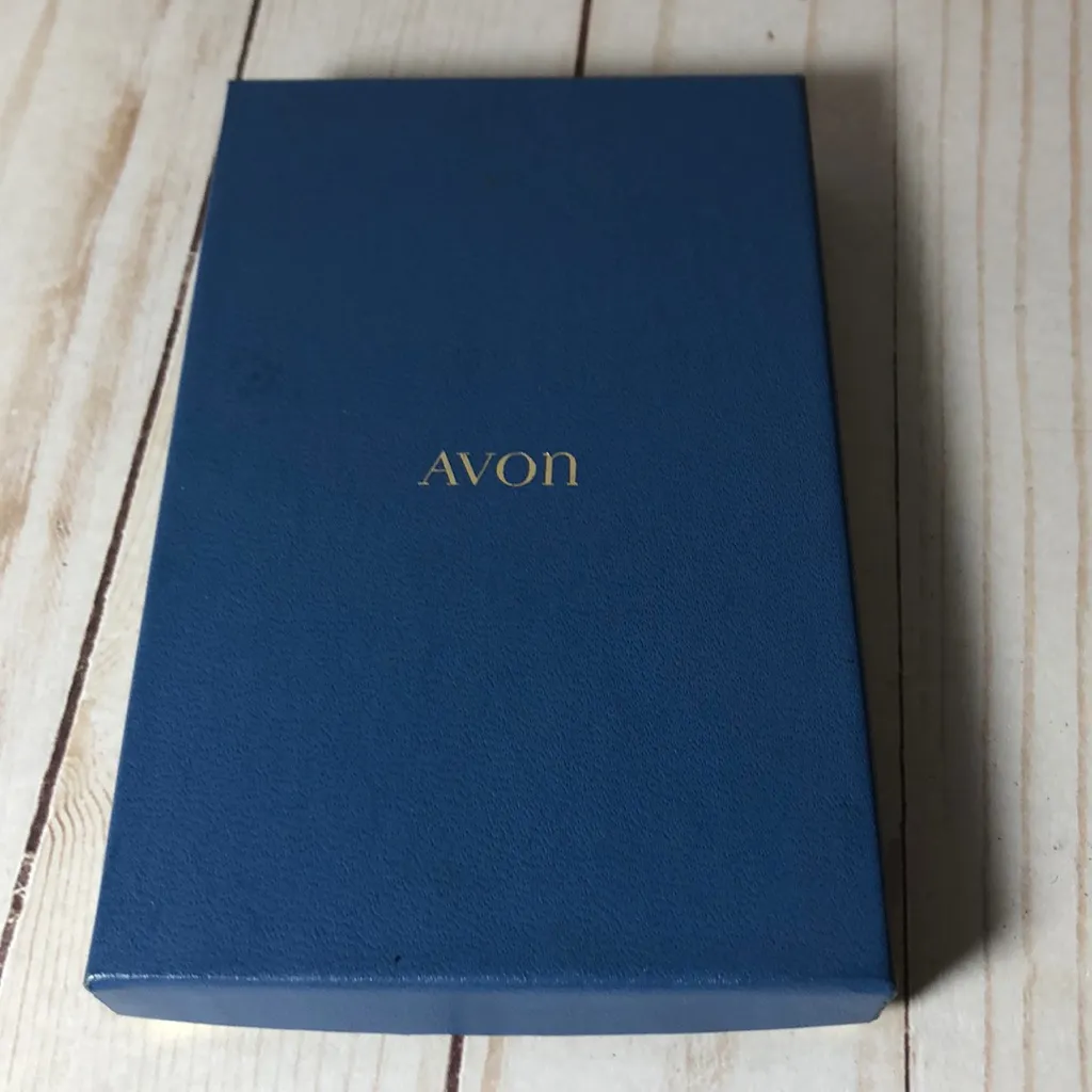 Vintage Avon amethyst gold tone tassel necklace pendant new in box 1970’s Purple - Image 5