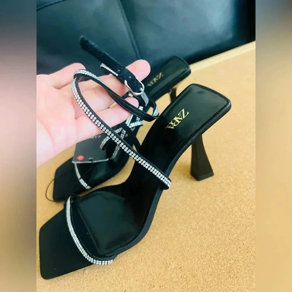 ZARA BRAND BLACK HEELED SANDALS WITH RHINESTONE STRAPS size35 size 5US - Image 8