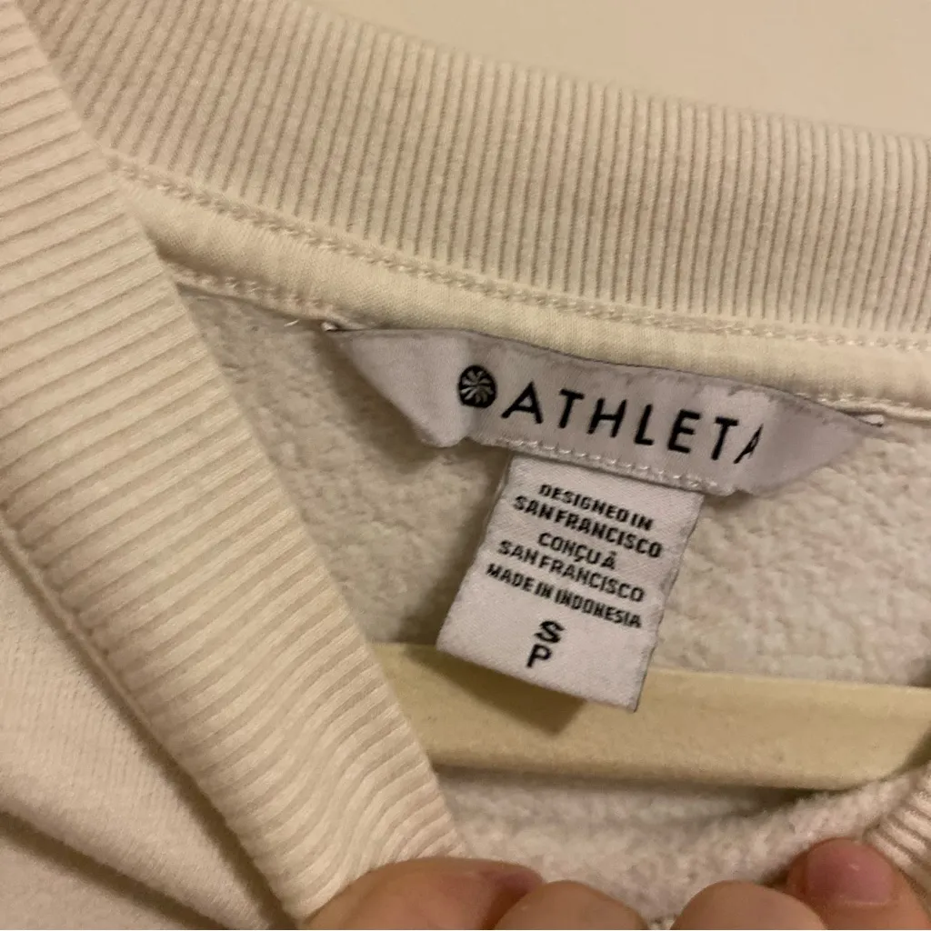 Athleta Off-White Super Soft Pullover size Small - Image 6